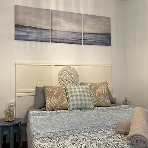 https://iyourbasics-lovely-apartment-hinestrosa-23-free-wifiac.hotelsinnerja.org